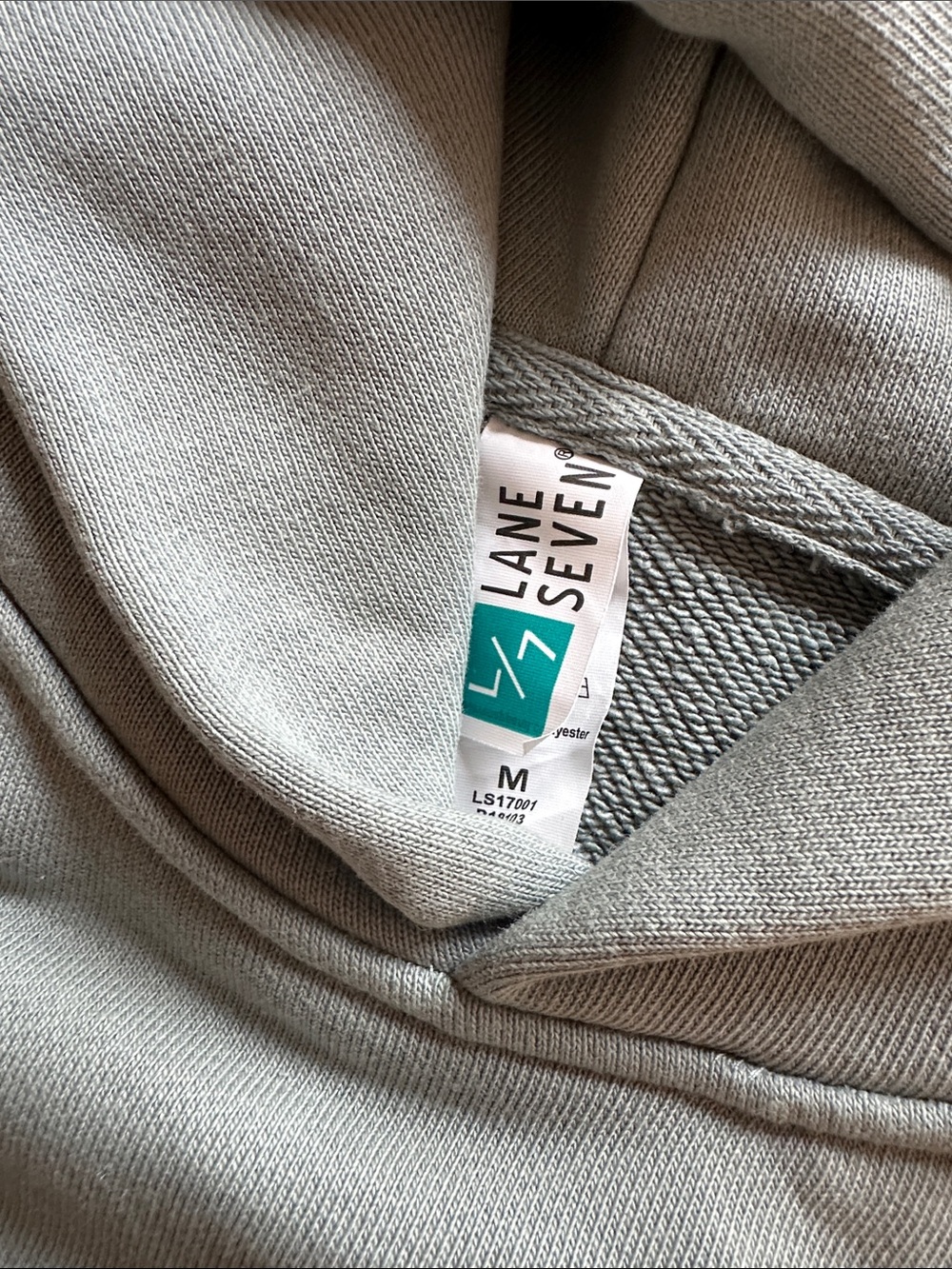 Noah Kahan Official THE GREAT DIVIDE concert hoodie - Picture 3 of 3
